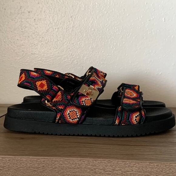 Steve Madden Mona Sandal Vibrant Colorful Womens 6 / Youth 4.5 Three Strap Bold - Picture 10 of 16